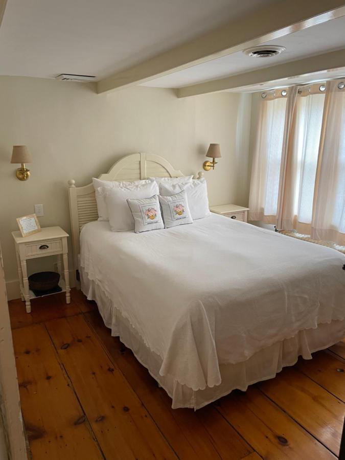 Cliff Lodge Нантакет Экстерьер фото